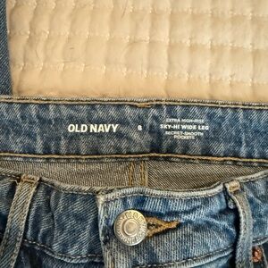Old Navy High-Rise Wide Leg Jeans in Blue